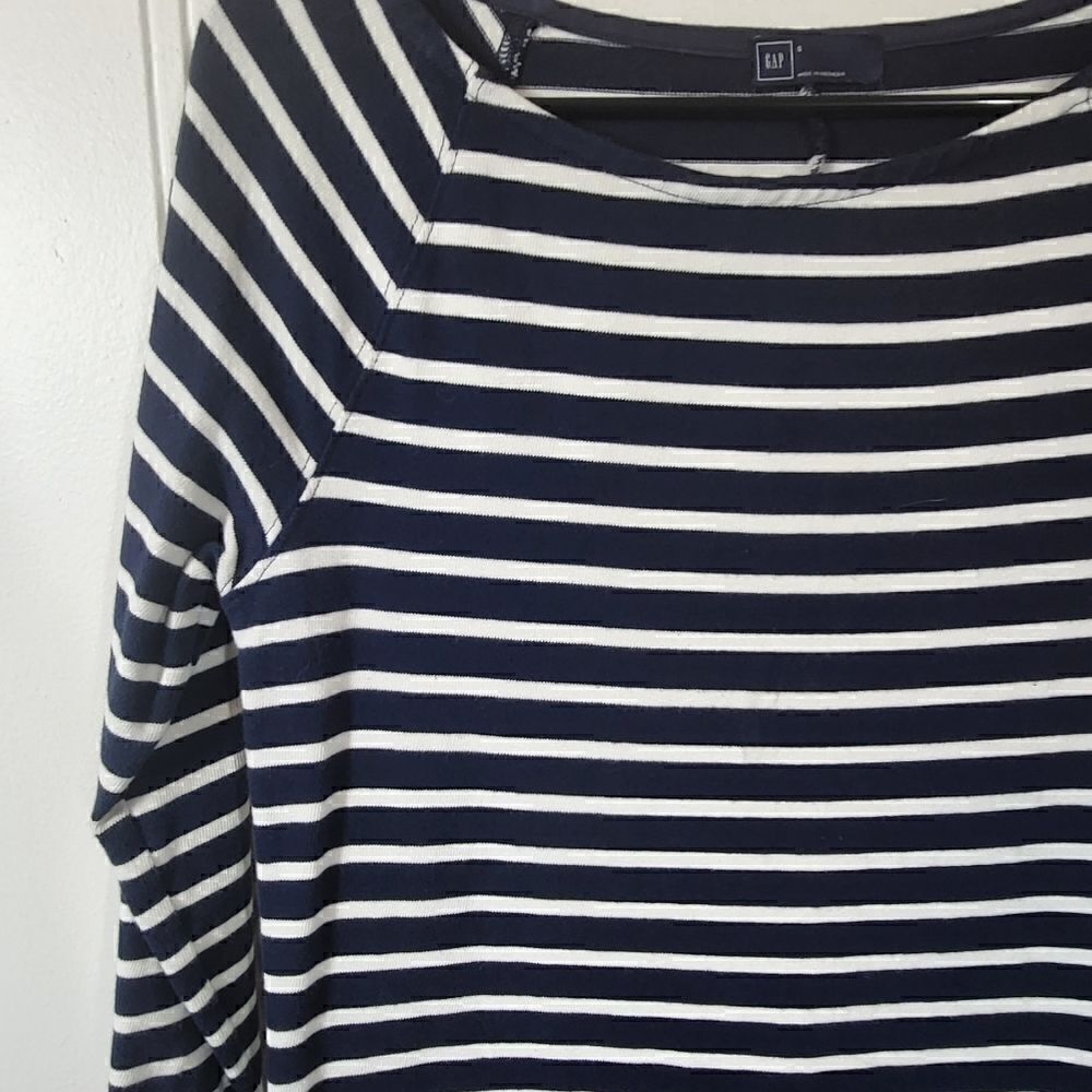 Gap Dress    - Picture 4 of 9